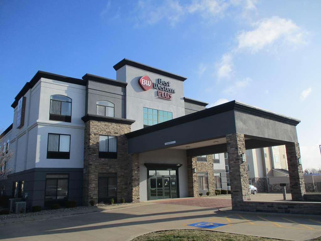 Best Western Plus Champaign/Urbana Inn Экстерьер фото