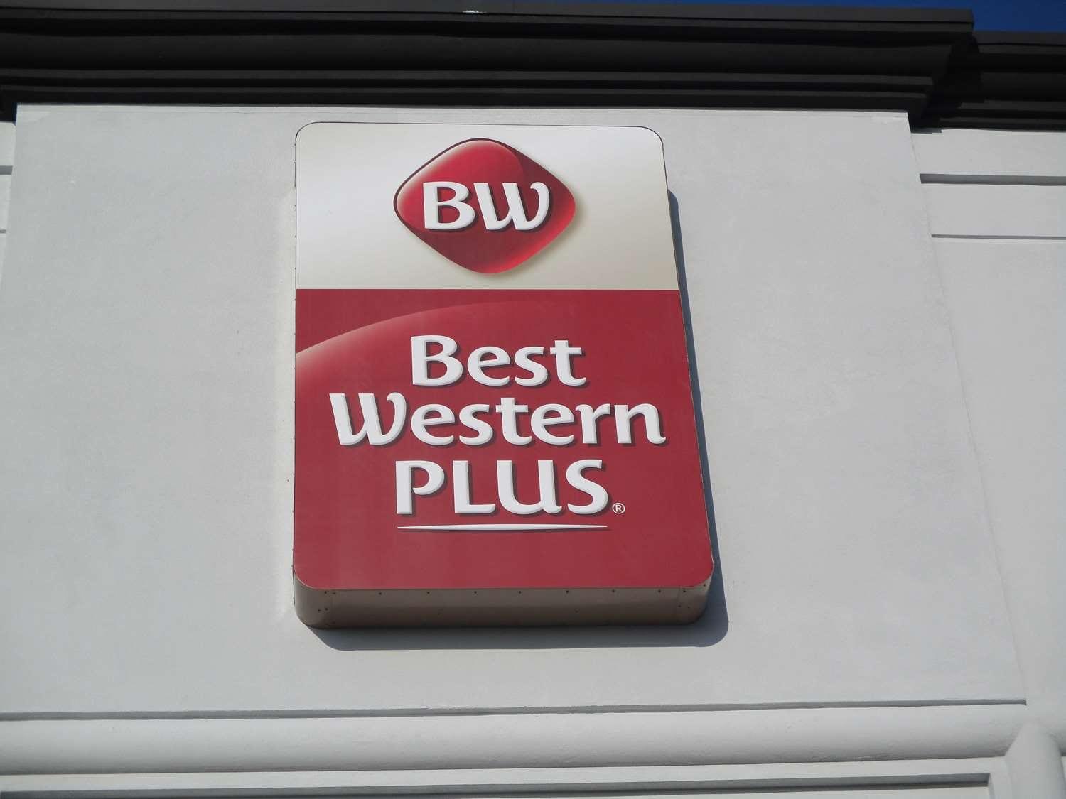 Best Western Plus Champaign/Urbana Inn Экстерьер фото